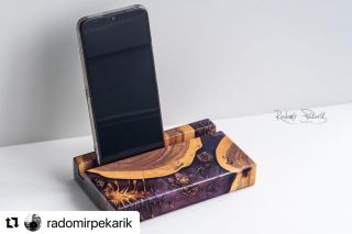 #Repost @radomirpekarik ・・・ Originální stojánek na mobil Dnes vám zde představím a zároveň nabídnu tohodle krasavce v...